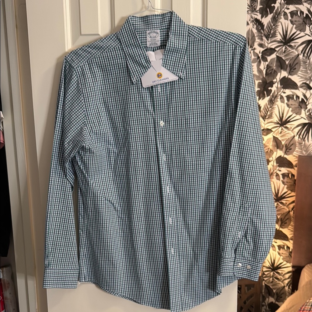 Brooks Brothers Green Casual Button Down Shirt